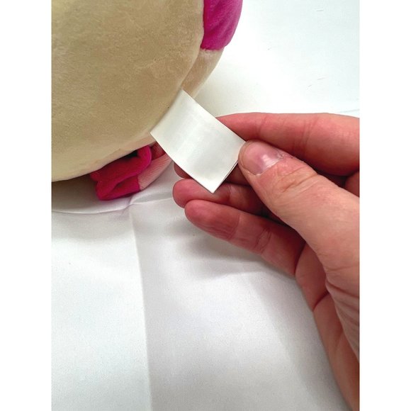 *Rare* *Retired* Squishmallow "Roxy" Valentine's Day Squad, With hearts - Picture 6 of 10